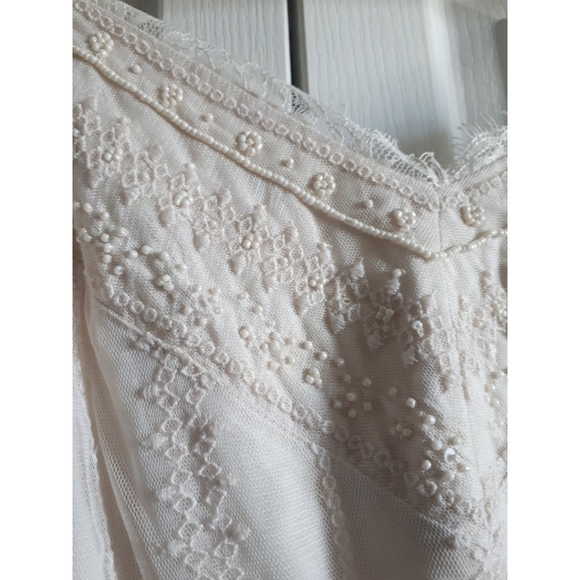 ⚪A&F Lace dress⚪ - Picture 3 of 5